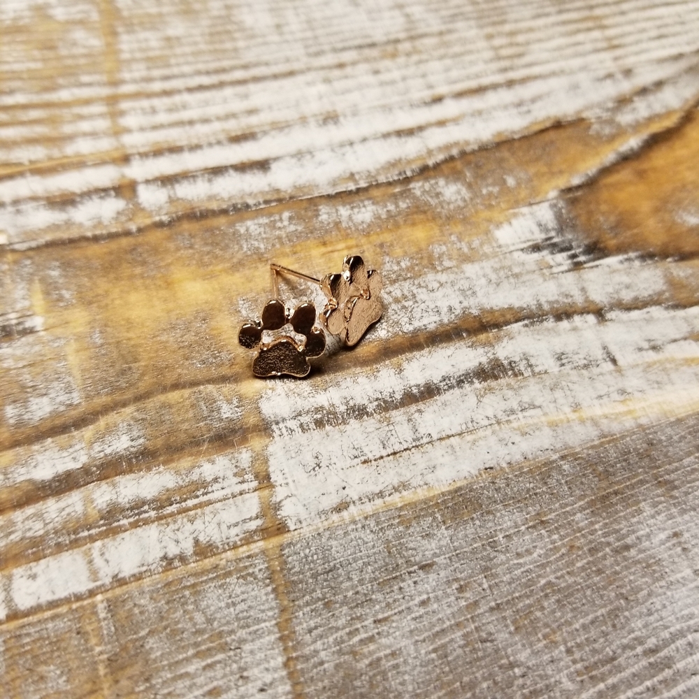 🐾🐾🐾🐾CUTE!! Paw Print Earrings in ROSE GOLD 🐾🐾🐾🐾 - Picture 6 of 7